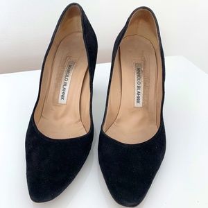 Manolo Blahnik Black Block Heel Suede Pumps Size 6